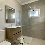 Margarida - Private Pool - 10 Guests - * אלבופיירה