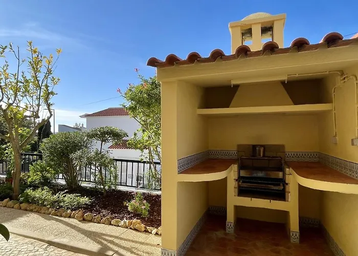 Villa Margarida - Private Pool - 10 Guests - Albufeira